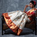 WHAT ARE THE TIPS TO BUY ORGANZA SAREE?