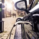 Vehículos Eléctricos: Revolución en la Movilidad y el Impacto Ambiental